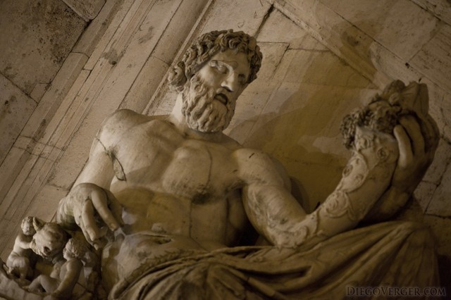 Statua del fiume Tevere in Campidoglio, Roma, Italia