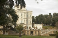 Escaleras al jardín secreto en Villa Doria Pamphili