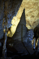 Una stalagmite - Nerja, Spagna