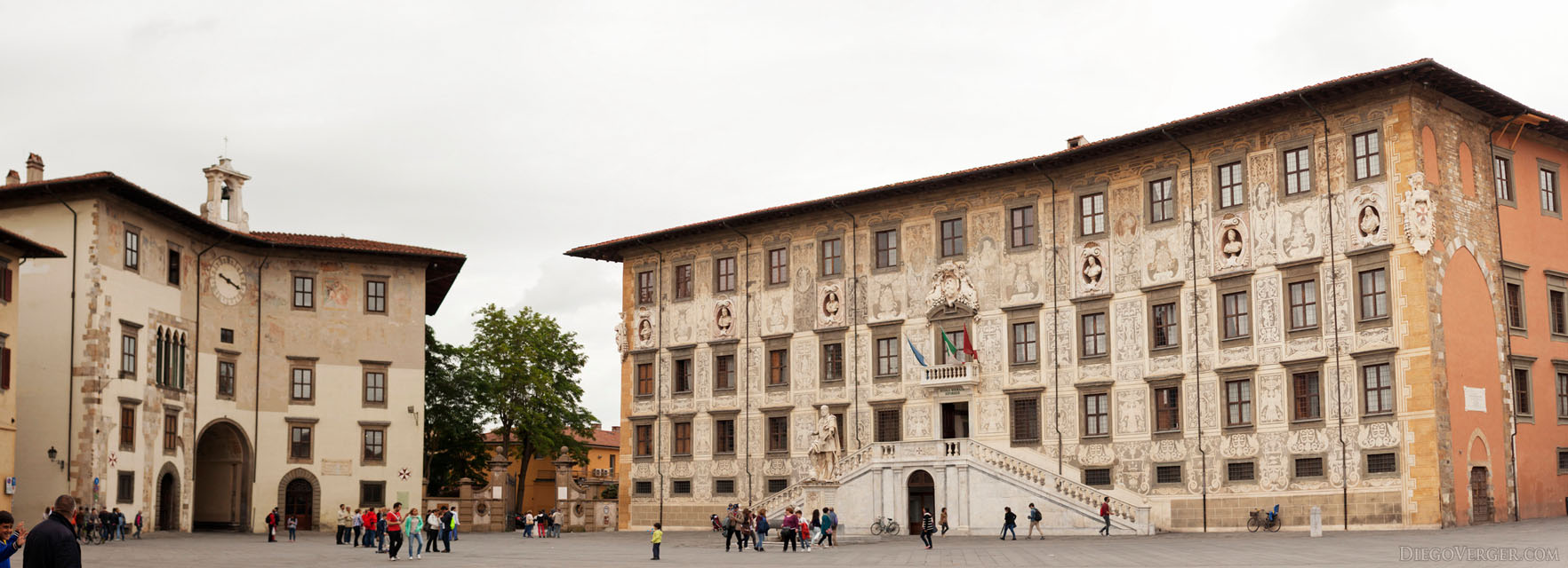 Vista panorámica de la Piazza dei Cavalieri