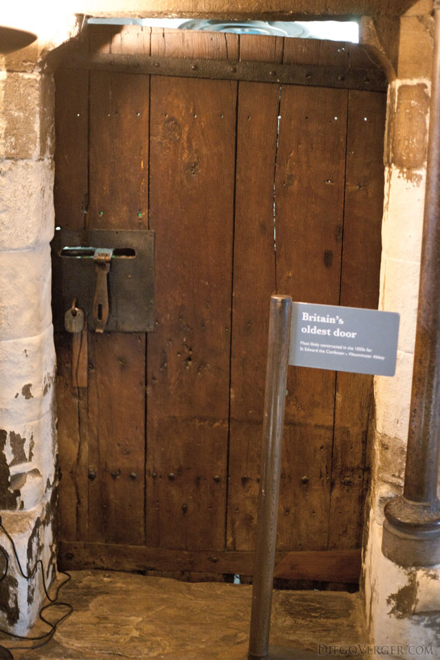 Westminster Abbey, Oldest Wooden Door In England