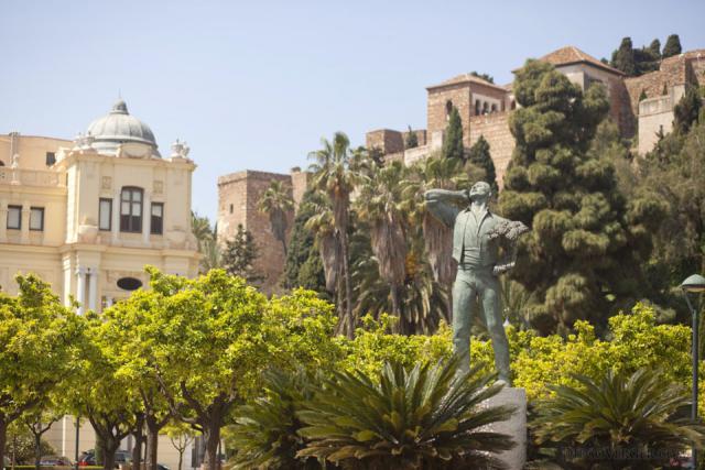 La statua del biznaguero La statua del biznaguero