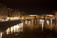 Ponte Vecchio la nuit - Florence, Italie