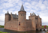 Le Château Muiderslot vu depuis le sud - Muiden, Pays-Bas