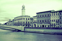 Palazzo Pretorio ed edifici lungo la riva sud dell'Arno - Pisa, Italia