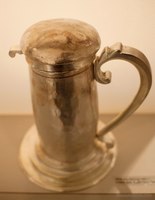 Pichet et tasse de vin de 1660 Pichet et tasse de vin de 1660 - Thumbnail