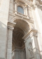 Arco lateral sur de la Basílica de San Pedro - Ciudad del Vaticano, Santa Sede