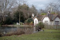 Duck Island Cottage next to the lake in St James's Park - London, England