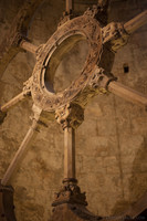 Detalle de la parte central del rosetón en el interior del monasterio - Girona, España