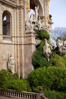 Estatuas de la cascada monumental - Thumbnail
