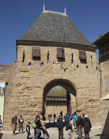 Entrada de la barbacana del Castillo Condal - Carcasona, Francia