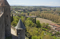 Panorama de la région Languedoc-Roussillon depuis les murailles de la citadelle médiévale - Carcassonne, France